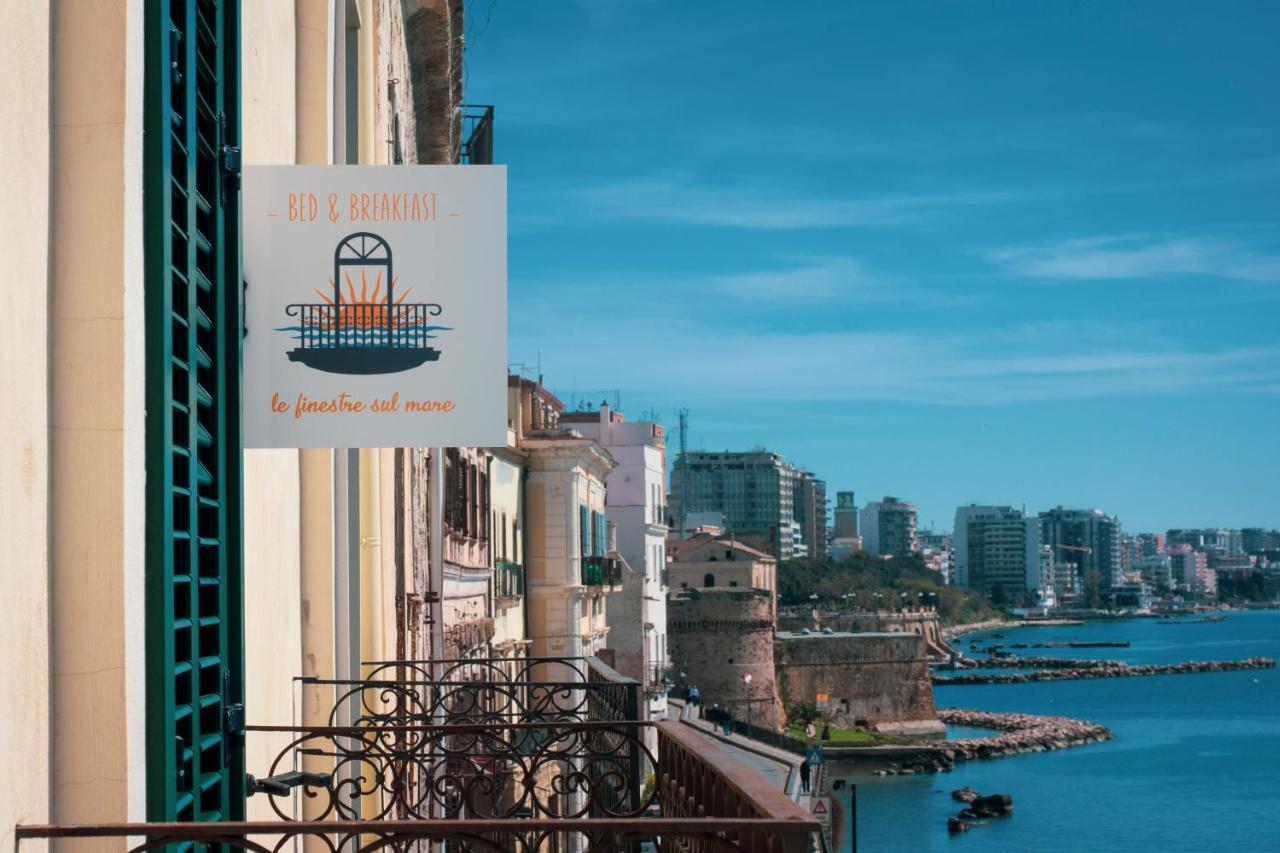 B&B Le Finestre Sul Mare Таранто Экстерьер фото