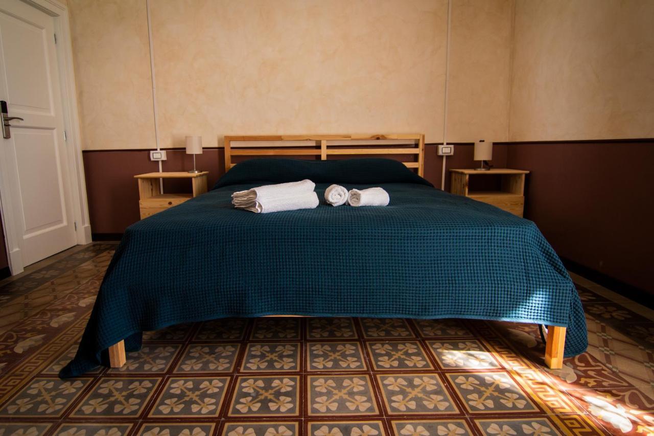 B&B Le Finestre Sul Mare Таранто Экстерьер фото