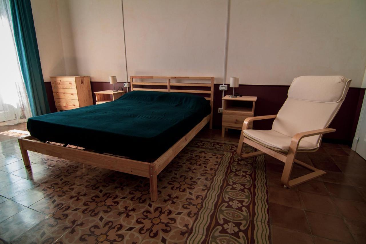 B&B Le Finestre Sul Mare Таранто Экстерьер фото