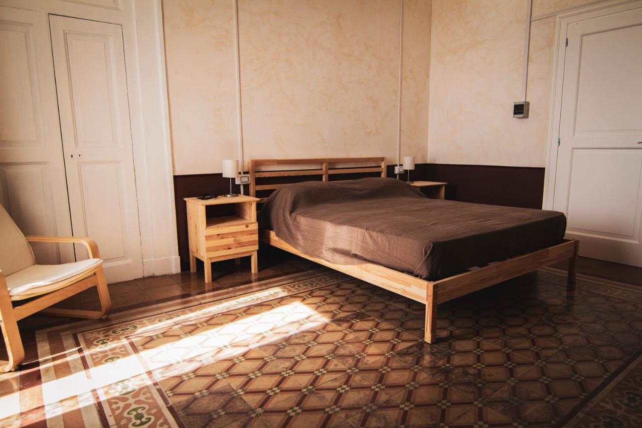 B&B Le Finestre Sul Mare Таранто Экстерьер фото